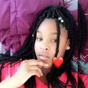 Meet your Posher, Amiah