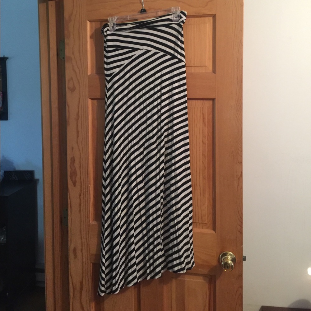 Maxi skirt!!