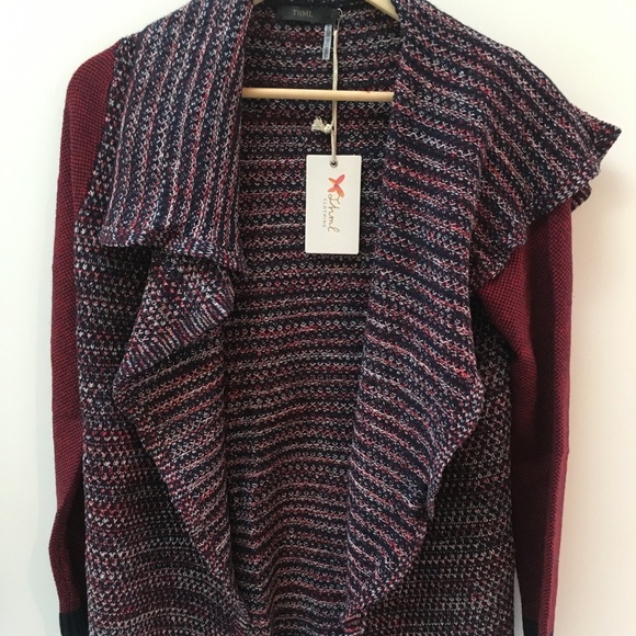 🛍 Red tweed style cardigan - Picture 4 of 8