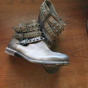 Gianni bini bootlets