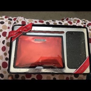 Victoria pouch and iPhone 6 case set