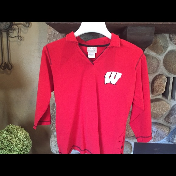 Wisconsin Badgers Light-weight sweatshirt! - Picture 4 of 5