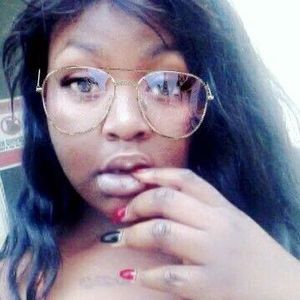 Meet your Posher, Deshell