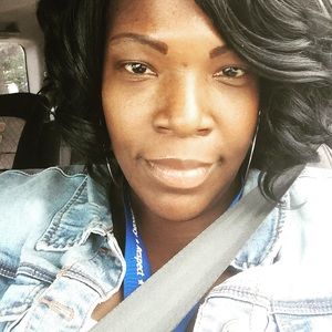 Meet your Posher, Samantha