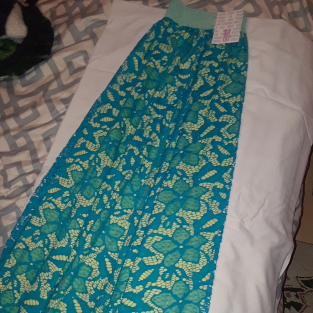 LuLaRoe skirt