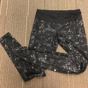 Lululemon speed tight arsenal size 8