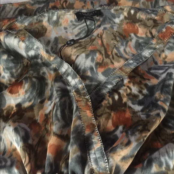 TALBOTS Top - Picture 3 of 4