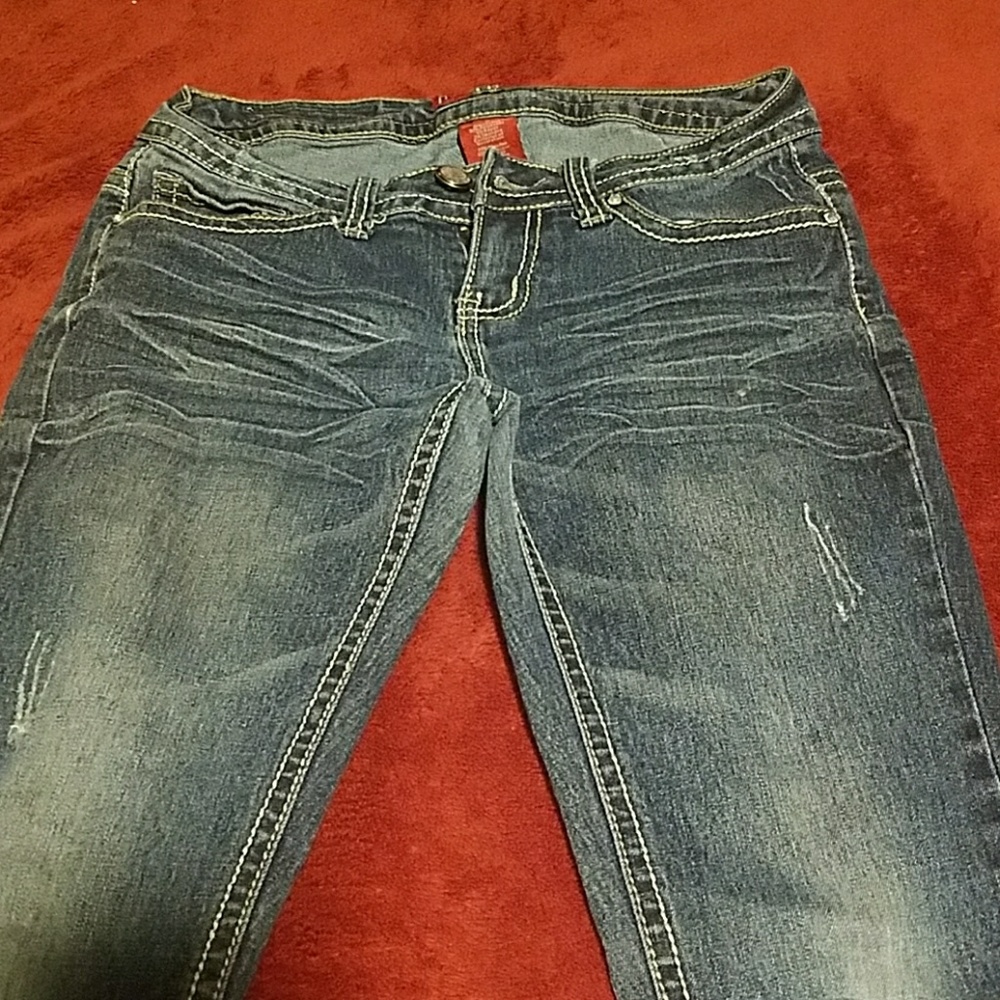 Jeans - Picture 2 of 4