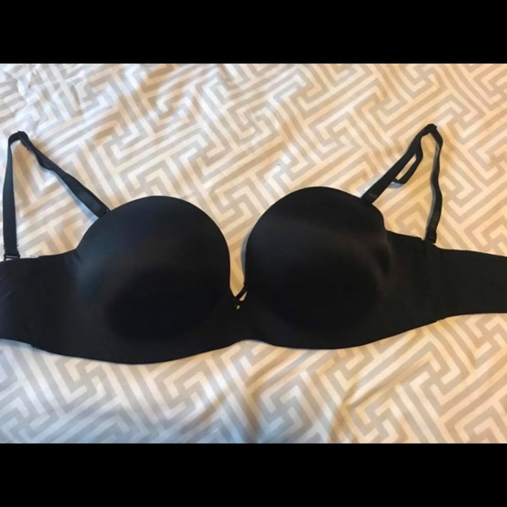 VS Strapless Push Up Bra