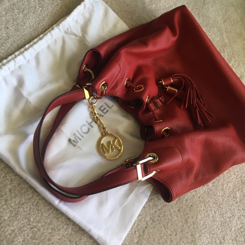 EUC Michael Kors leather deep red shoulder bag - Picture 2 of 8