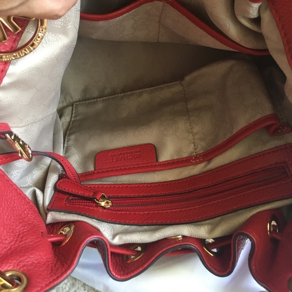 EUC Michael Kors leather deep red shoulder bag - Picture 4 of 8