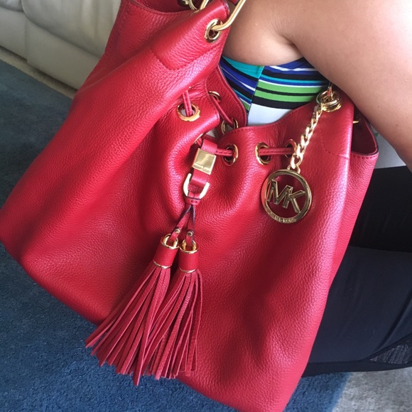 EUC Michael Kors leather deep red shoulder bag - Picture 7 of 8