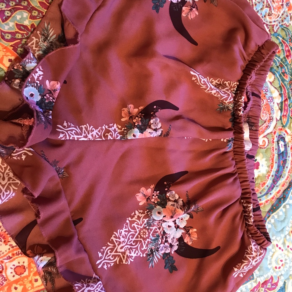 Altar'd State Bull Head Ruffled Shorts