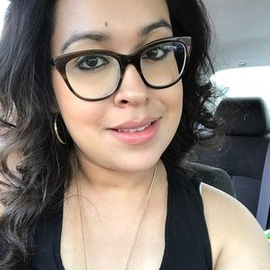 Meet your Posher, Daniela