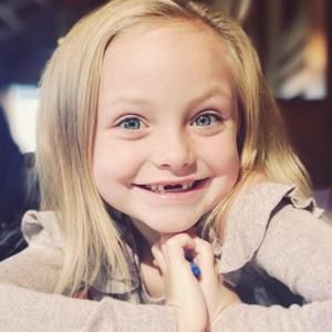 Meet your Posher, Alana