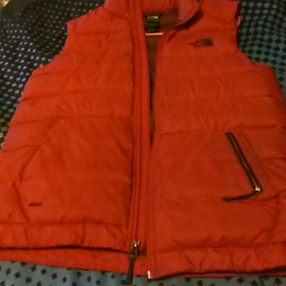 Red 550 NorthFace vest