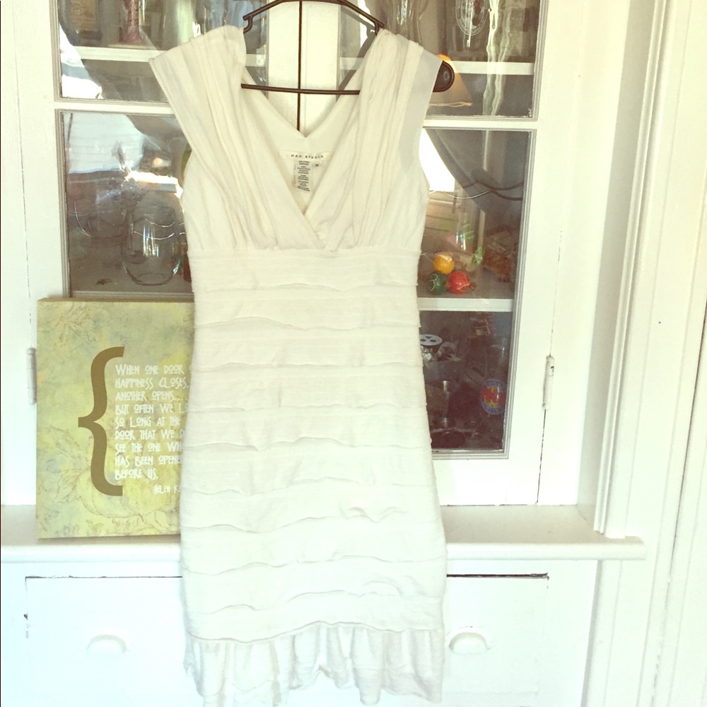 Max studio dress size M