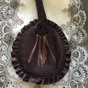 🌹HP🌹Thanu Round Rose Satin Vintage Evening Bag