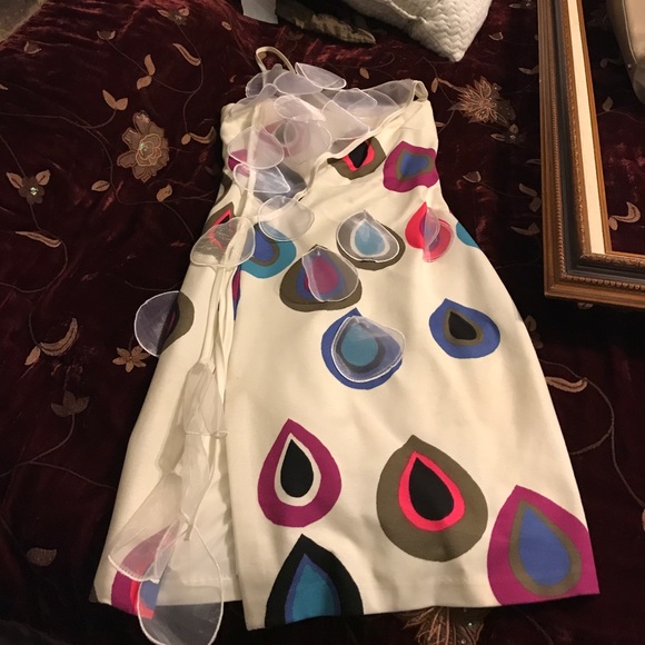 Dress - Picture 2 of 3