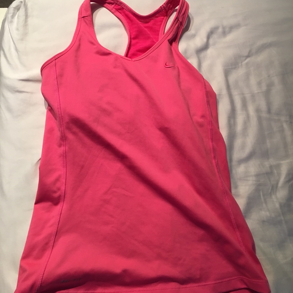 Barely worn Nike top