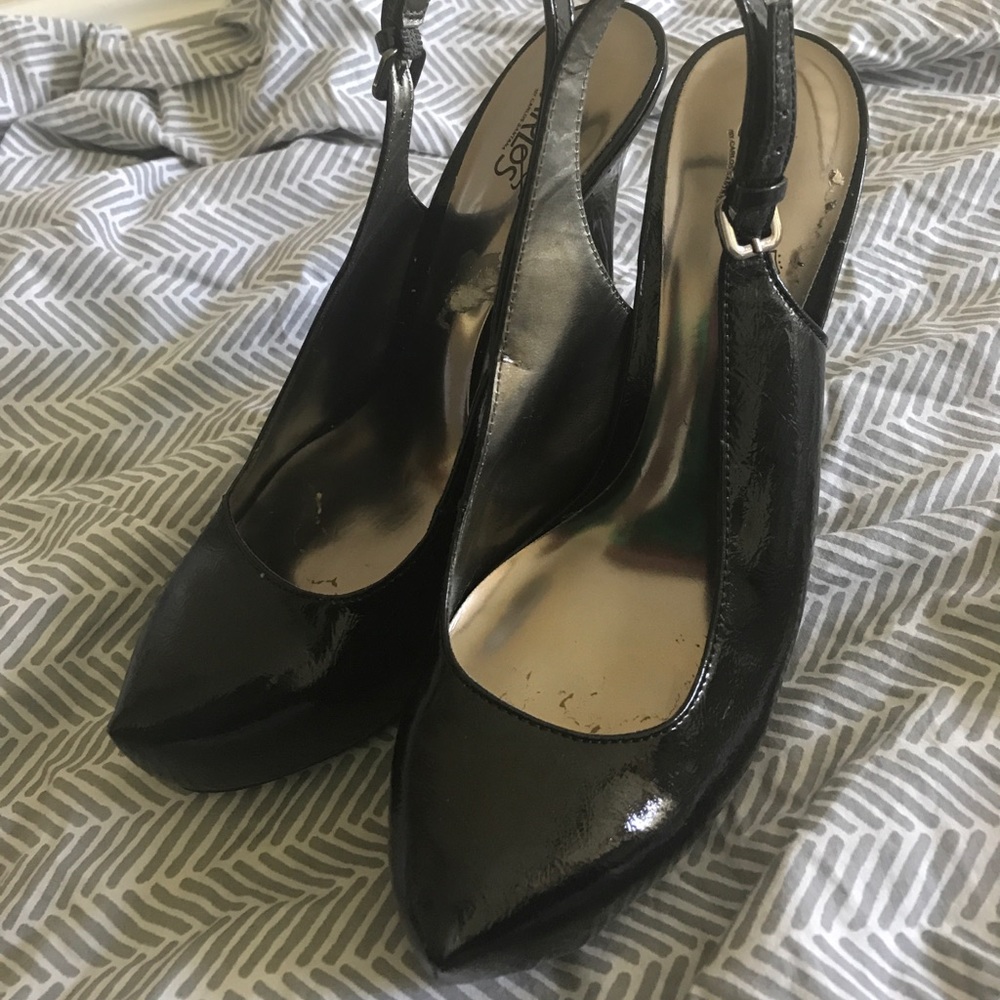 Black closed toe heels