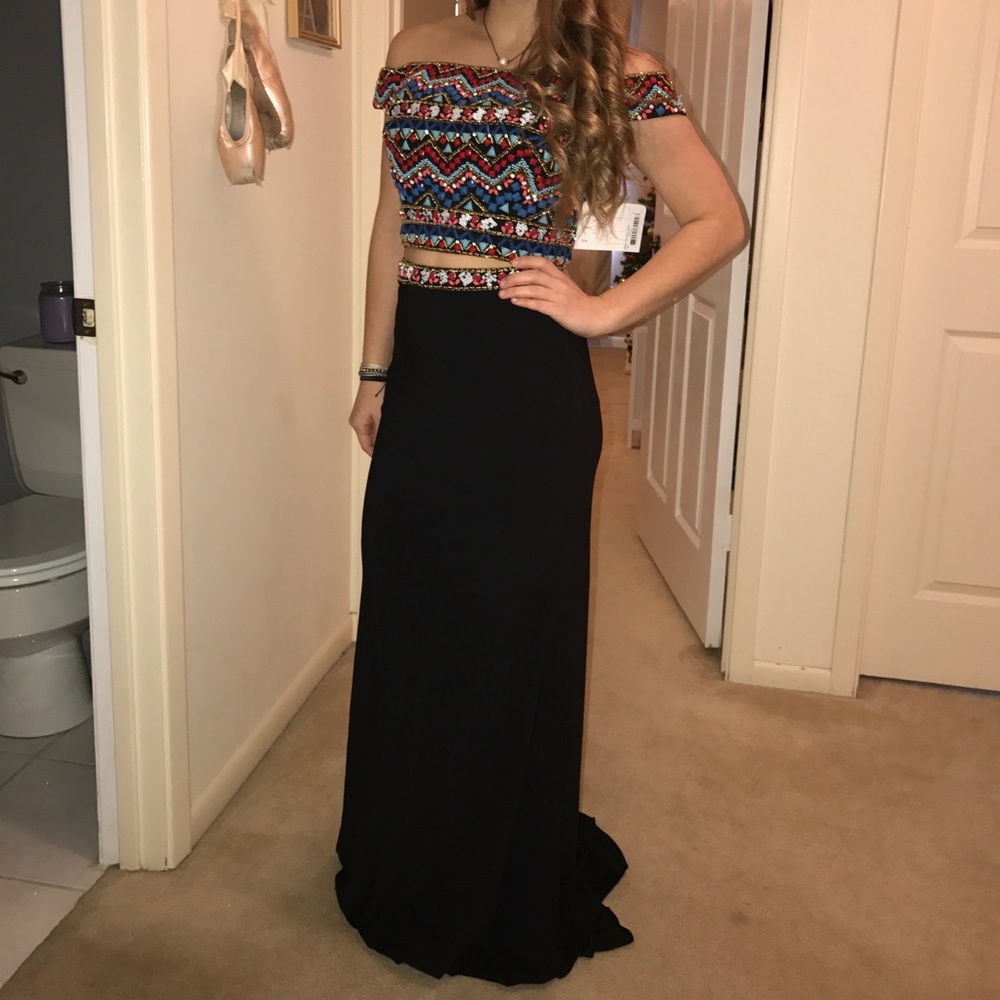 MacDuggal Cassandra Stone formal dress
