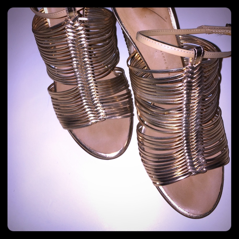 Authentic Giuseppe Zanotti gold strappy Sandals