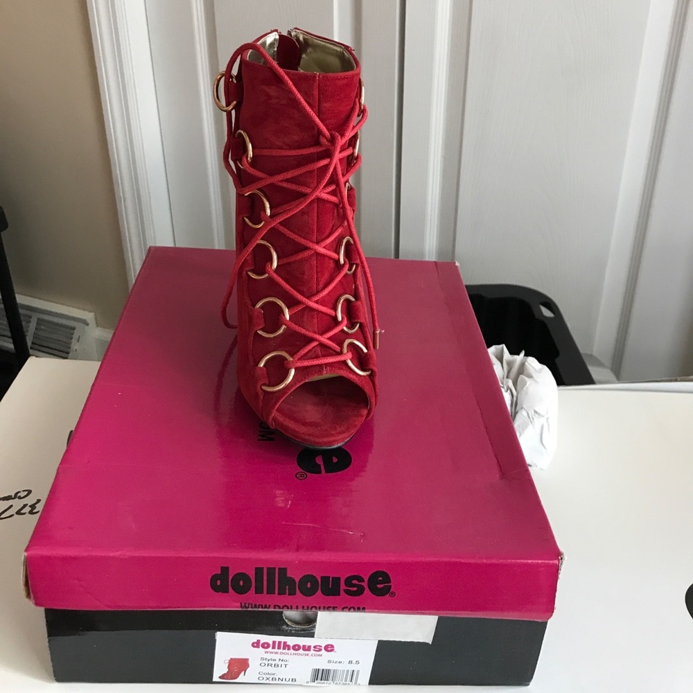 My gorgeous red lace up booties