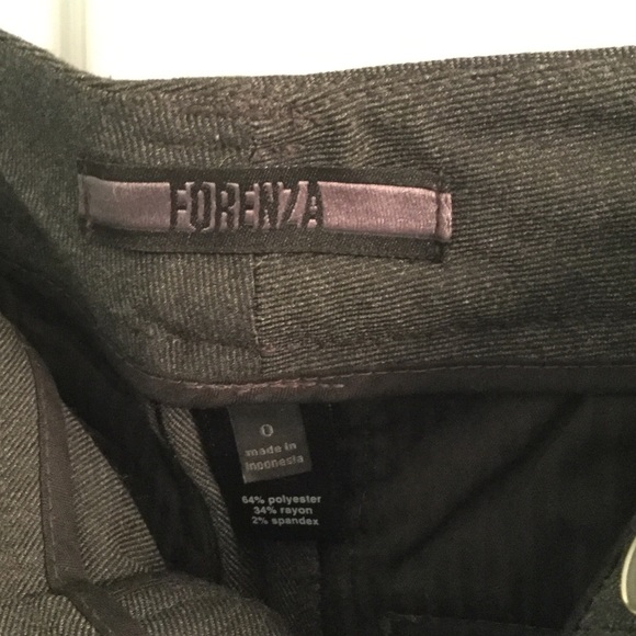 Cropped Pants - Picture 5 of 5