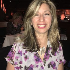 Meet your Posher, Ela margarita