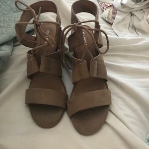 Women’s Lace up block heel sandal