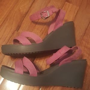 Crocs wedge sandals