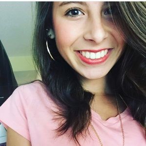 Meet your Posher, Mackenzie