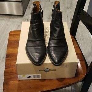 Gently Worn Women's Size 8.5 Leather Boots Gently Worn Women's Size 8.5 Leather Boots