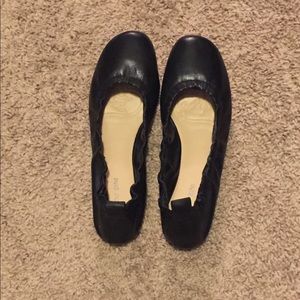 Gianni Bini black ballet flats.