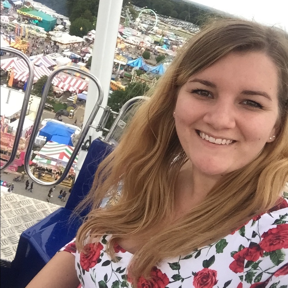 Meet your Posher, Amber