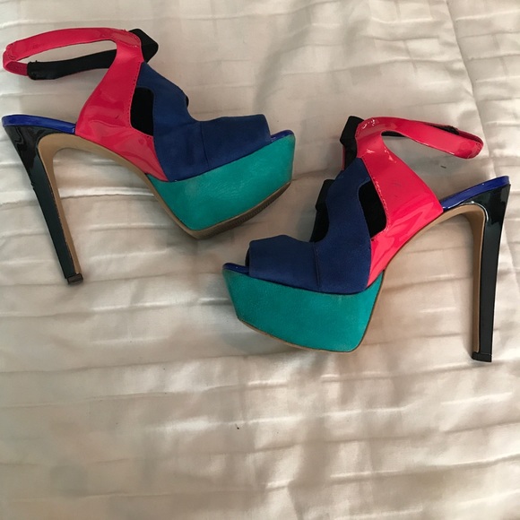 Color block heels - Picture 4 of 4