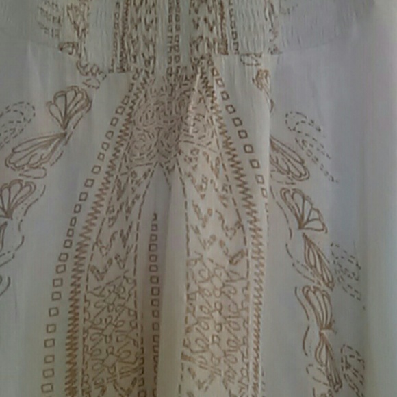 Cover-Up - Picture 3 of 4