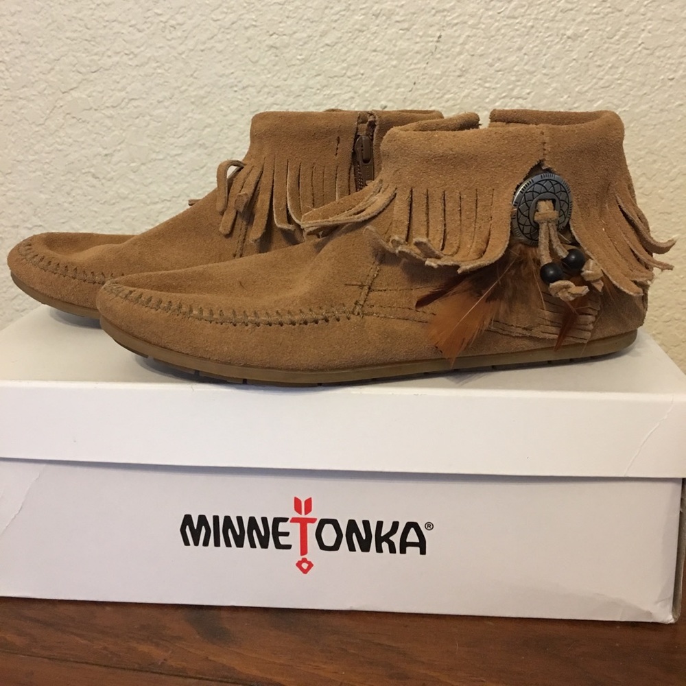 Minnetonka Ankle Moc
