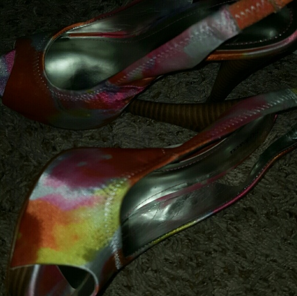 Heels - Picture 5 of 8