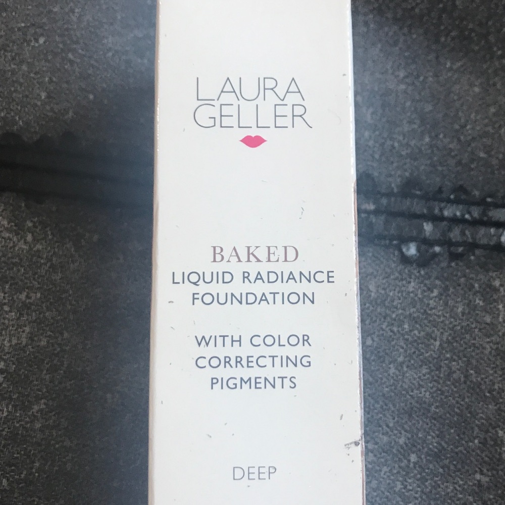 Laura Geller Baked Radiance Foundation