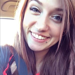 Meet your Posher, Dani