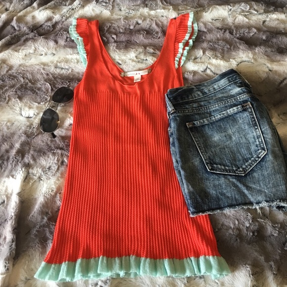 Chelsea & Violet Tops - 🍀Chelsea & Violet Ruffle Tank🍀
