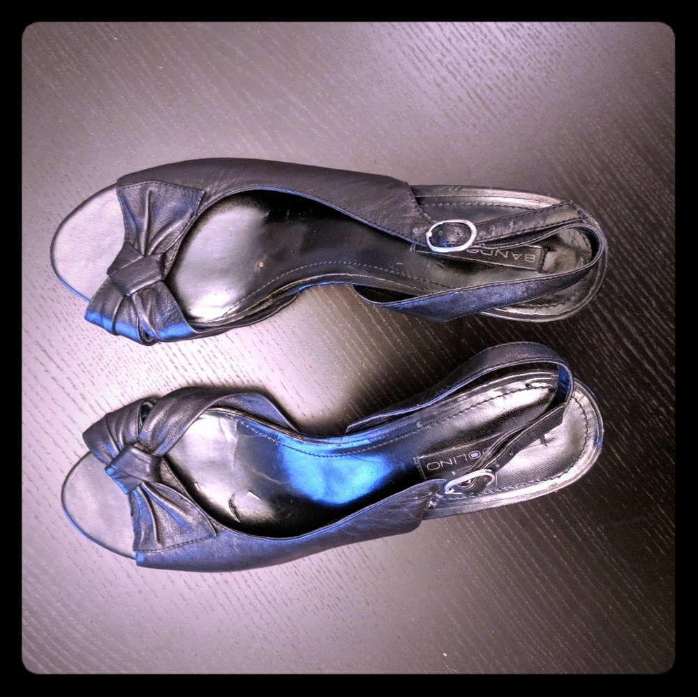 Real leather black half-bow sling-backs