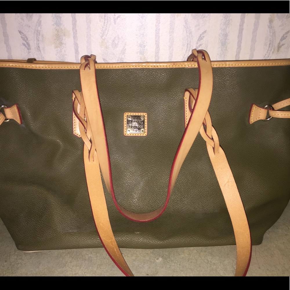 Authentic Dooney and Bourke Tote