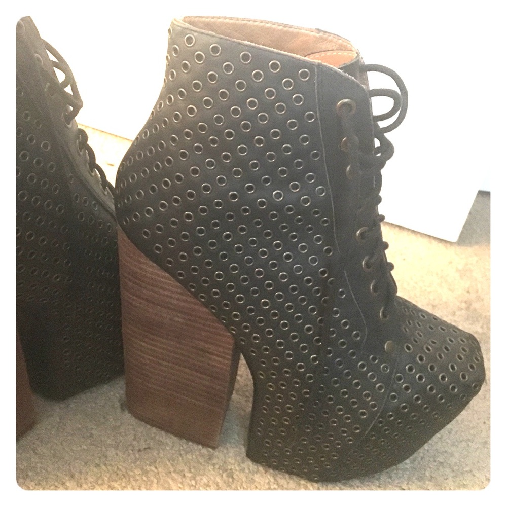Jeffrey Campbell Freda