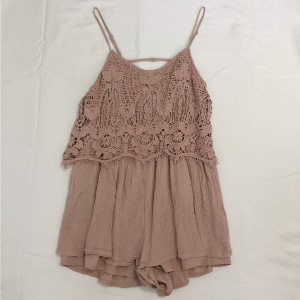 American Eagle pink beige floral romper