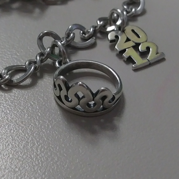 Tiara - Picture 2 of 2