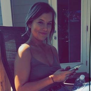 Meet your Posher, Lydia