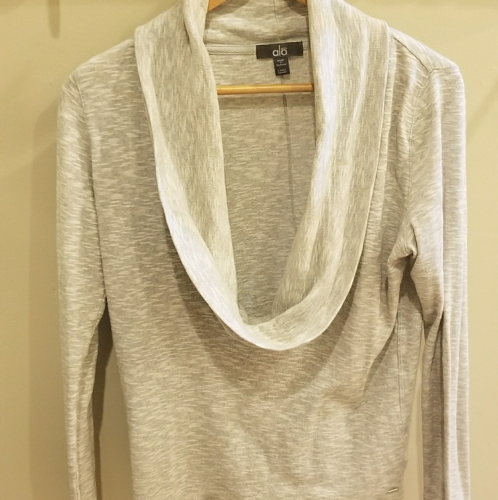 Alo Fashion Top